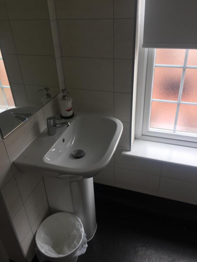Huntley Lodge Pp Liverpool Buitenkant foto