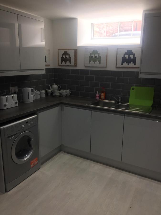 Huntley Lodge Pp Liverpool Buitenkant foto